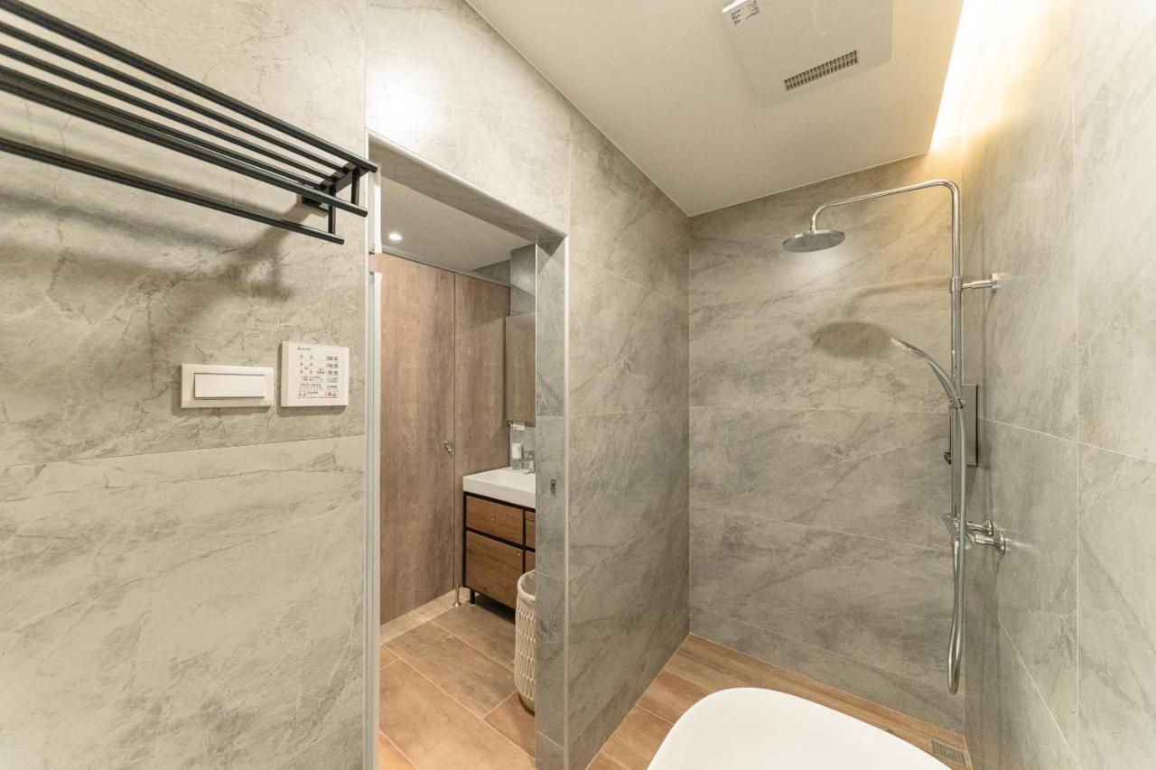 تاينان De Provintia Straat B&B المظهر الخارجي الصورة
