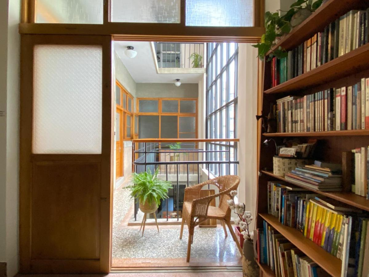تاينان De Provintia Straat B&B المظهر الخارجي الصورة