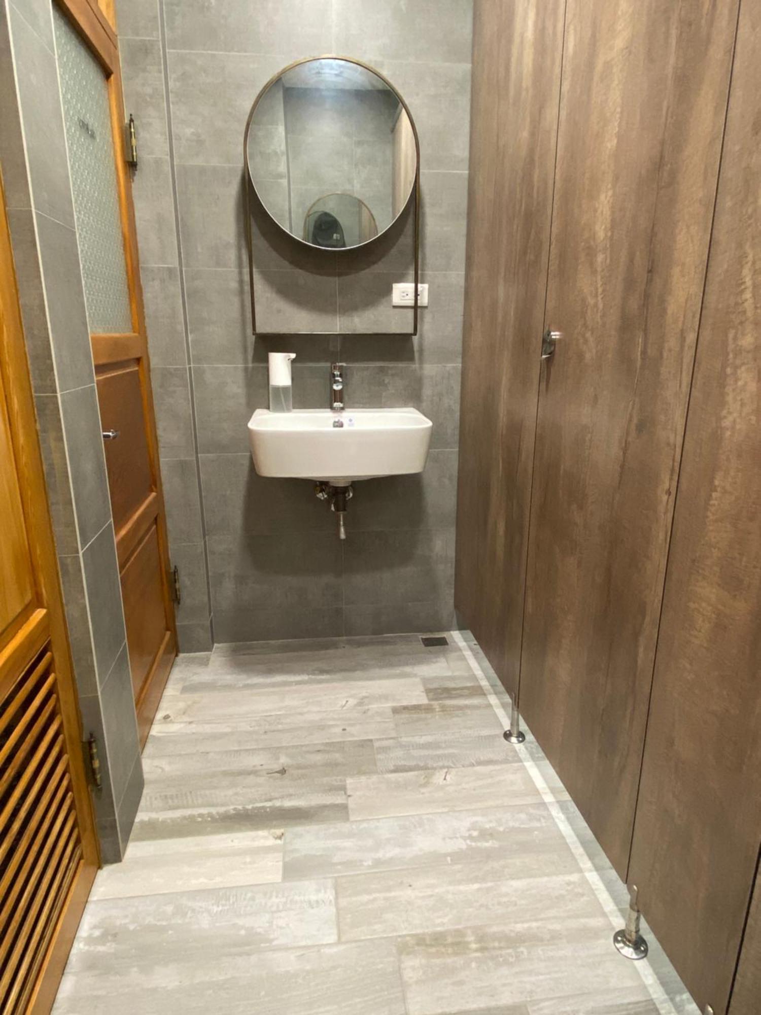 تاينان De Provintia Straat B&B الغرفة الصورة